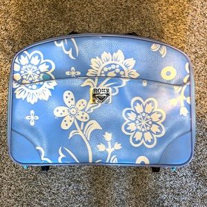 Blue floral roxy travel bag